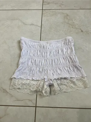 NEW ASOS Design Off White Shirred Lace Trim Micro Shorts Size Small thumbnail 2