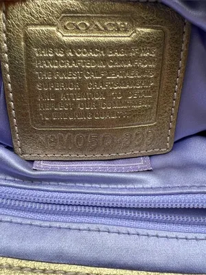 Vintage Coach Soho Shoulder Bag Swarovski Crystals Gold RARE Limited Edition Y2K thumbnail 9