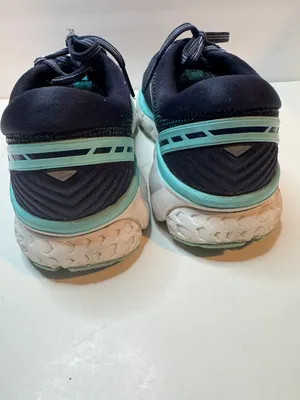 Brooks Womens  Ghost 11 Size 7.5 Running Shoes thumbnail 3