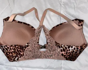 Victoria's Secret << HP!! >> nwot animal print bra thumbnail 4