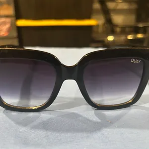 Quay Australia Black Gradient Sunglasses Icey thumbnail 2