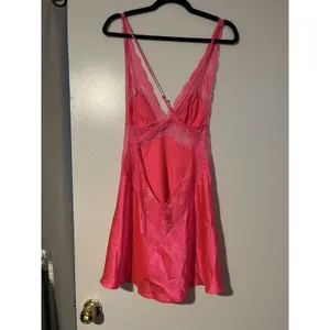 Victorias Secret Hot Pink‎ Satin Lace Slip Dress Crossback Negligee Bow thumbnail 5