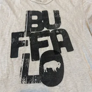 Buffalo Cream Short Sleeve Tee Gray thumbnail 2