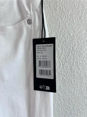 NWT 7 For All Mankind Women's Tailorless Dojo in Slim Illusion White 29 thumbnail 3