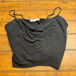 lola grace black cowl neck spaghetti strap crop cami‎ top women's size M thumbnail 1