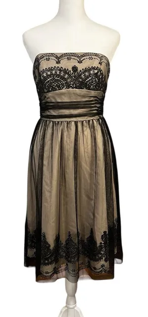 David’s Bridal Black Lace Strapless Tulle Caviar Beading Cocktail Dress Size 4 thumbnail 1