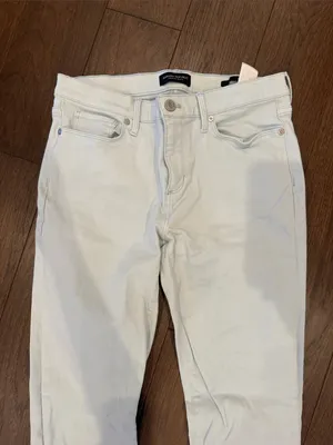 Banana Republic Premium Skinny Denim in Light Blue - Size 27 - C70-016 thumbnail 2