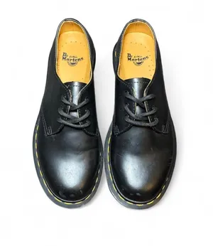 Dr. Martens 1461 Black Smooth Leather Oxford Shoes Women’s Size 7 US thumbnail 1