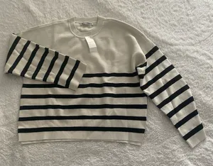 Abercrombie & Fitch Cream and Black Striped Crewneck Sweater thumbnail 1