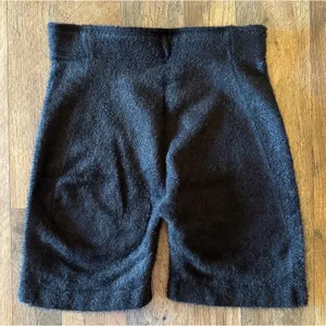 Gymshark Whitney Simmons Eyelash Black Fuzzy Bike Shorts Womens Medium thumbnail 2