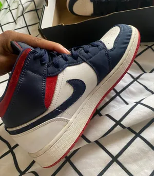 Jordan 1 Mid USA thumbnail 4