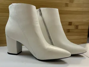SHE & IN Women's White Pointed Toe Ankle Bootie Side Zip 8.5 thumbnail 1