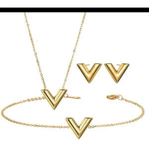 Dainty Yellow Gold Filled V-Shape‎ Bracelet, 7-9” thumbnail 13