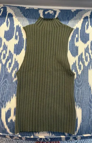 Urban Outfitters Tank Top thumbnail 1