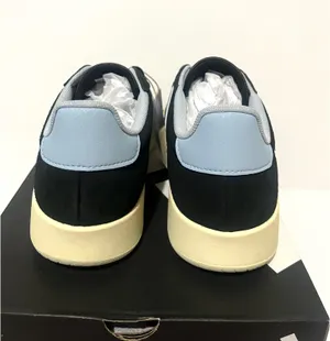 Adidas BARREDA Women’s Sneakers  thumbnail 4