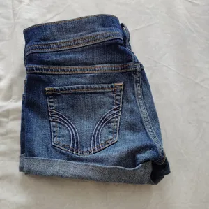 Ladies Hollister Denim Short Shorts thumbnail 5