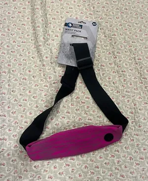 Series 8 fitness Pink Waist Pack with Black Strap thumbnail 1