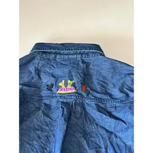 Quaker Factory Vintage Denim Embroidered Dog Shirt Blue Button Down Medium thumbnail 4