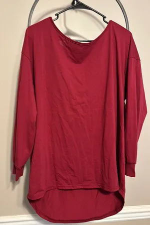 Maroon Top thumbnail 1