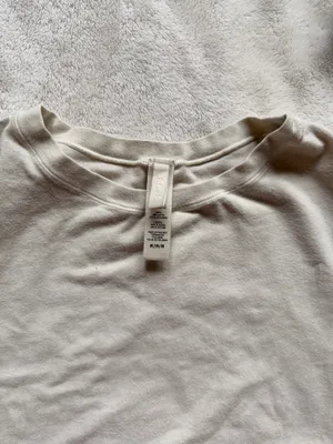 SKIMS T-Shirt thumbnail 2