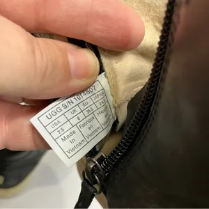 UGG Gradie‎ black leather high top sneakers women’s size 7.5 casual timeless thumbnail 6