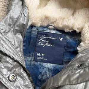 Y2K American Eagle Outfitters shiny metallic silver puffer vest faux fur hood thumbnail 2