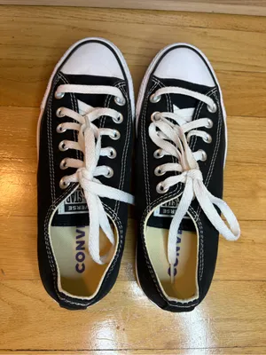 Converse Chuck Taylor Women's All Star Sneakers - Size 6.5 thumbnail 5