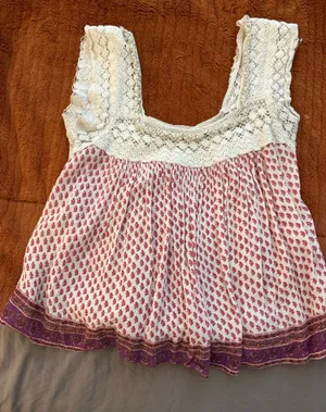 Forever 21 Spring Square Neck Top thumbnail 1