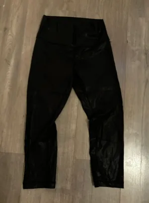 Lululemon Cropped Leggings thumbnail 1