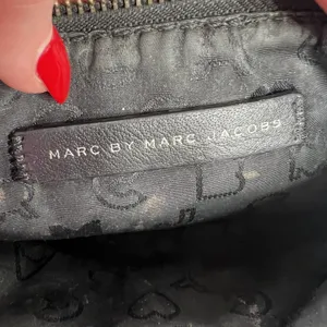 Marc By Marc Jacobs Black Pebbled Leather Adjustable Crossbody Messenger Bag thumbnail 9