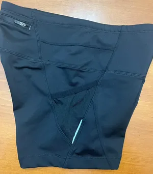 Athleta Shorts Black thumbnail 7