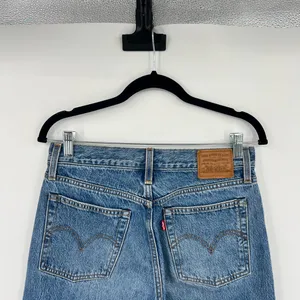 Levi’s Wedgie Cropped Ankle High Rise Distressed Raw Hem Jeans High Waisted 27 thumbnail 10