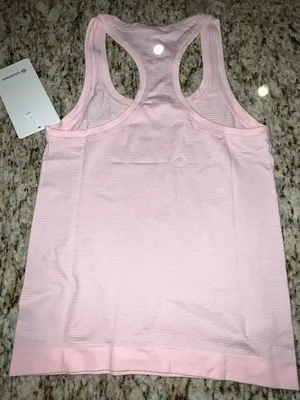NWT Swiftly Tech Racerback Tank Top 2.0 Race Length - Strawberry Milkshake thumbnail 4