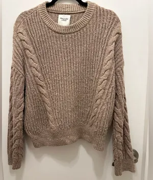 Abercrombie & Fitch Cable Knit Sweater thumbnail 1