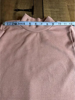 Aeropostale Seamless Mauve Waffle Knit Long Sleeve Crop Top - Medium thumbnail 4