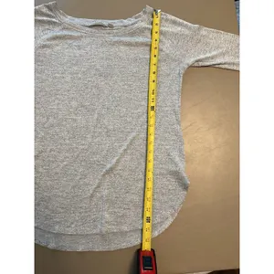 Athleta Pose Top Women’s Marl Grey Long Sleeve Heather Tunic High Low Hem Medium thumbnail 7