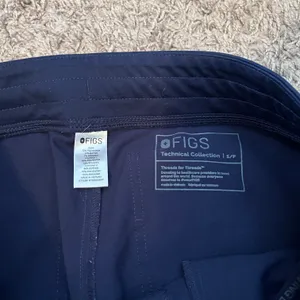 FIGS ‼️ Zamora Jogger Scrub Pants‼️ thumbnail 5