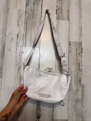 Adidas Originals White Leather Crossbody Bag Fannypack Sling Purse thumbnail 4