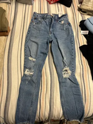 Abercrombie Curve Love Jeans thumbnail 1