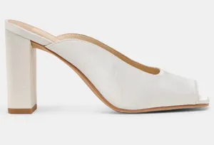 Dolce Vita Sabela Heel NIB White Size 6.5 thumbnail 1
