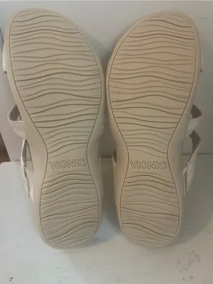 Vionic Comfort Slide Sandals in Off-White 7.5 thumbnail 4