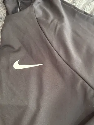 Nike Dri-Fit UV Long Sleeve Hydroguard Swim Shirt XL Black Rashguard NWT Size XL thumbnail 4