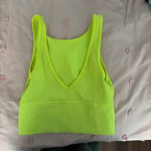 Lululemon Power Pivot Tank Ribbed Size 2 thumbnail 2