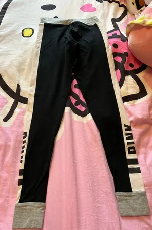 PINK Victoria’s secret leggings thumbnail 2