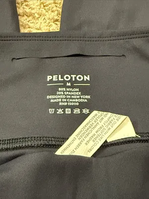 Peloton High-Waisted Leggings Women’s Medium Black | 25” Inseam | Hidden Waist P thumbnail 3