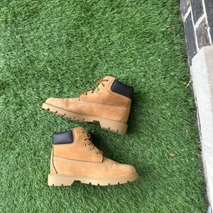 Timberland 6-Inch Premium Waterproof Boot Size 2 Women’s Size 3.5 thumbnail 2