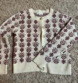Francesca's Knit Sweater thumbnail 1