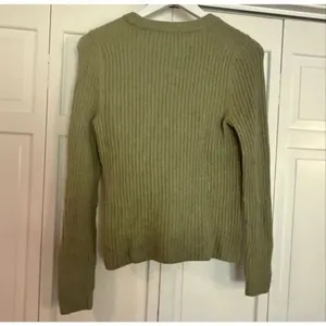 Abercrombie & Fitch green slim crewneck ribbed sweater small thumbnail 9