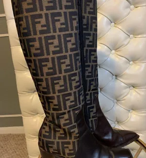 Fendi boots thumbnail 2