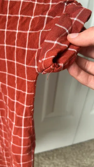 Pink Rose Deep Burnt Orange Short Sleeve Button-up thumbnail 4